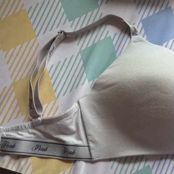 PINK wireless Bra - Picture 3 of 6